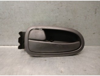 Replacement front left interior door handle for Hyundai Trajet (FO) 2.0 CRDi GLS OEM IAM reference 826103A000AX 826103A000