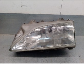 Recambio de faro izquierdo para peugeot 806 2.0 hdi referencia OEM IAM 60979770 6204T5 VALEO