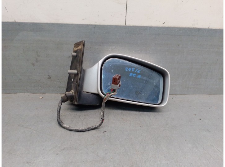 Recambio de retrovisor derecho para peugeot 806 2.0 hdi referencia OEM IAM 8153JG 8153JG 