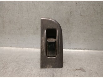 Recambio de mando elevalunas trasero izquierdo para hyundai trajet (fo) 2.0 crdi gls referencia OEM IAM 935853A000AX 935853A000A