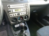 ford fiesta (cbk) del año 2003