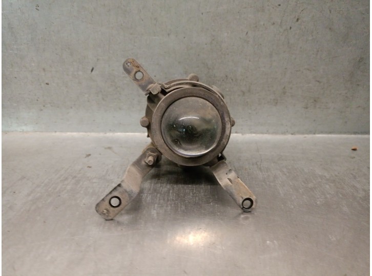 Replacement right fog light for Hyundai Trajet (FO) 2.0 CRDi GLS OEM IAM reference 922023A030 922023A030 
