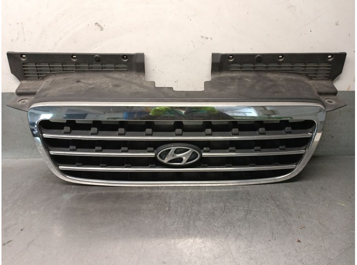 Recambio de rejilla delantera para hyundai trajet (fo) 2.0 crdi gls referencia OEM IAM 863523A000 863503A010 