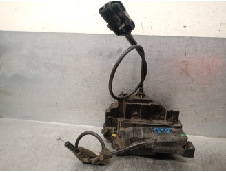 Recambio de cerradura puerta delantera derecha para renault clio iii 1.5 dci diesel cat referencia OEM IAM 8200300125 8200300125