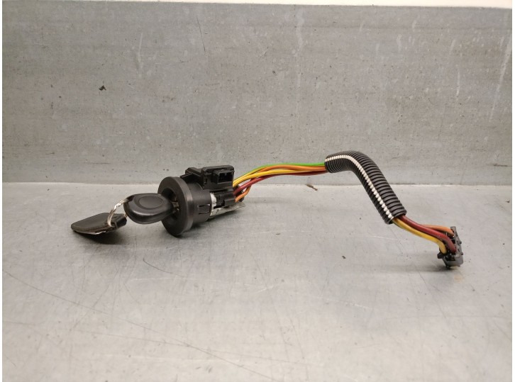 Recambio de conmutador de arranque para renault megane i fase 2 classic (la..) 1.9 dci diesel cat referencia OEM IAM 7701469992 