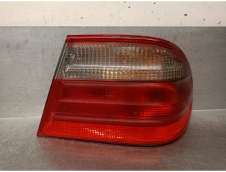 Recambio de piloto trasero derecho para mercedes-benz clase e (w210) berlina diesel 2.7 cdi 20v cat referencia OEM IAM A21082034