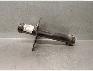 Recambio de refuerzo paragolpes delantero para audi a4 avant (b5) 1.9 tdi referencia OEM IAM 8D0807134A 8D0807134A 