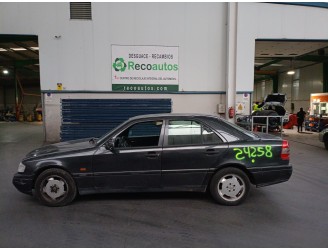 mercedes-benz clase c (w202) berlina del año 1994