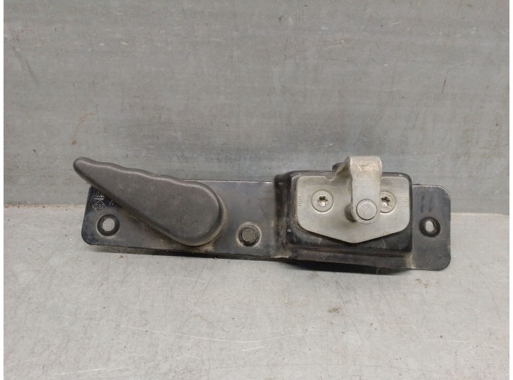 Recambio de maneta interior trasera derecha para renault trafic ii autobús (jl) 2.0 dci 115 referencia OEM IAM 8200006260 820000