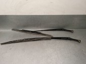 Recambio de brazo limpia delantero derecho para audi a4 avant (b5) 1.9 tdi referencia OEM IAM 8D1955408D 8D1955408F 