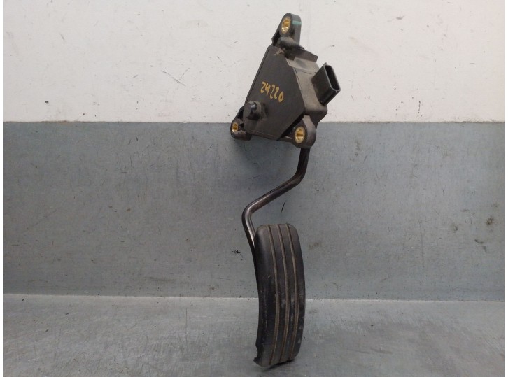 Recambio de potenciometro pedal para renault scenic ii 1.9 dci diesel referencia OEM IAM 8200159647 8200159647 