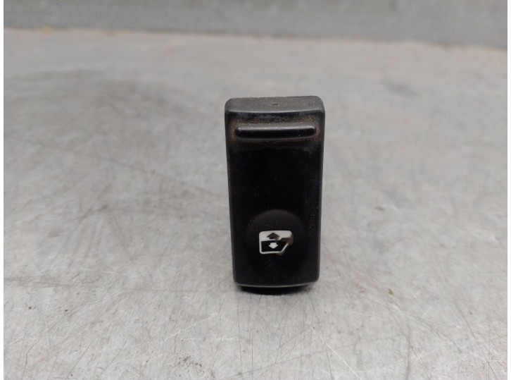 Recambio de mando elevalunas delantero derecho para renault master ii furgoneta (jd) 2.8 dti diesel referencia OEM IAM 770081733
