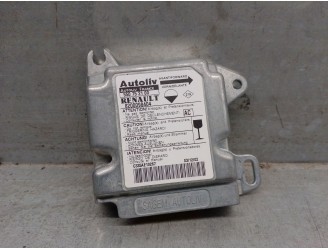 Recambio de centralita airbag para renault master ii furgoneta (jd) 2.8 dti diesel referencia OEM IAM 8200098404  AUTOLIV