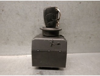 Recambio de conmutador de arranque para mercedes-benz clase b (w245) 2.0 cdi cat referencia OEM IAM 1695451908 04156921 LK