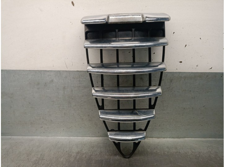 Recambio de rejilla delantera para alfa romeo 147 (190) 2.0 16v cat referencia OEM IAM 46556597 46827801 
