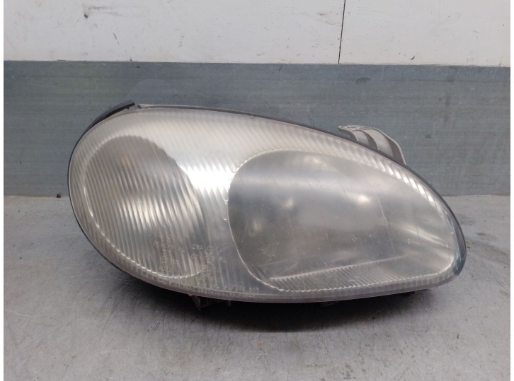 Recambio de faro derecho para daewoo lanos 1.5 cat referencia OEM IAM 96304611 96304611 