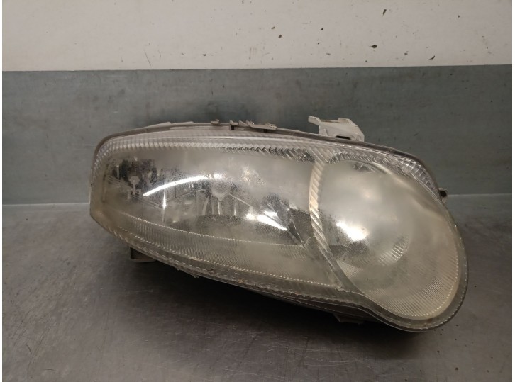 Recambio de faro derecho para alfa romeo 147 (190) 2.0 16v cat referencia OEM IAM 46826194  