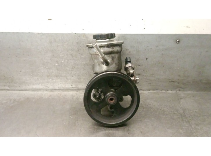 Recambio de bomba servodireccion para toyota avensis wagon (t25) 2.2 d-cat referencia OEM IAM 4431005120 4431005120 