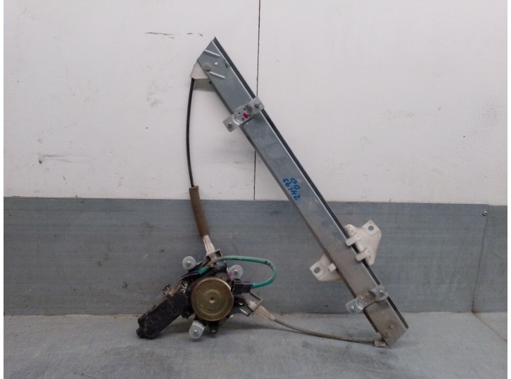 Recambio de elevalunas delantero derecho para daewoo lanos 1.5 cat referencia OEM IAM 96225384 96225384 