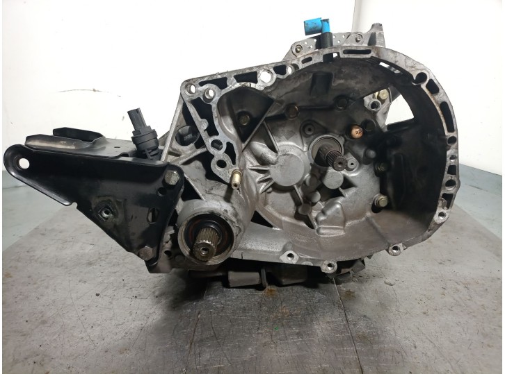 Recambio de caja cambios para renault megane i berlina hatchback (ba0) 1.6 referencia OEM IAM JB1918 7701667422 