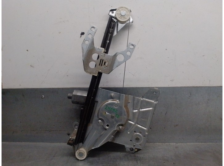Recambio de elevalunas trasero derecho para audi a4 avant (b5) 1.9 tdi referencia OEM IAM 8D0839400A 8D0839400A 