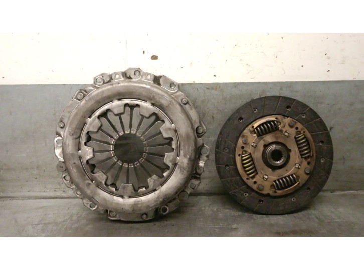 Recambio de kit embrague para chevrolet kalos 1.2 cat referencia OEM IAM 96343031 96343031 VALEO