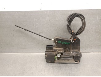 Recambio de cerradura puerta delantera derecha para opel combo (corsa c) 1.3 16v cdti cat (z 13 dt / ln9) referencia OEM IAM 513