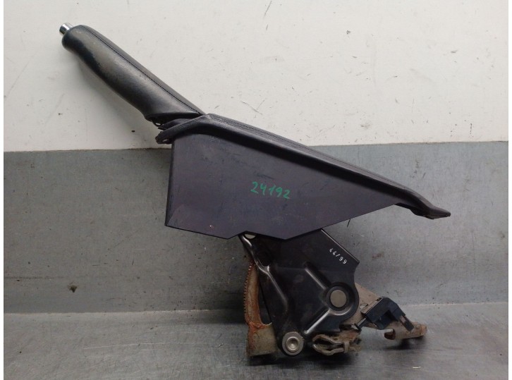 Recambio de palanca freno de mano para audi a4 avant (b5) 1.9 tdi referencia OEM IAM 8D0711303F 8D0711303F 