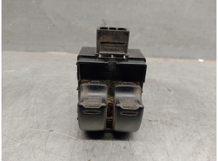 Replacement front left window regulator switch for Daewoo Lanos 1.5 CAT OEM IAM reference 96230793 