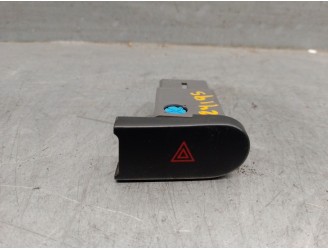 Replacement hazard warning switch for Daewoo Lanos 1.5 CAT OEM IAM reference 96231858 96231858 