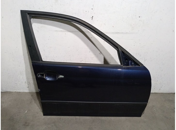 Replacement front right door for BMW 3 Series Saloon (E46) 318i OEM IAM reference 41517034152 41517034152 