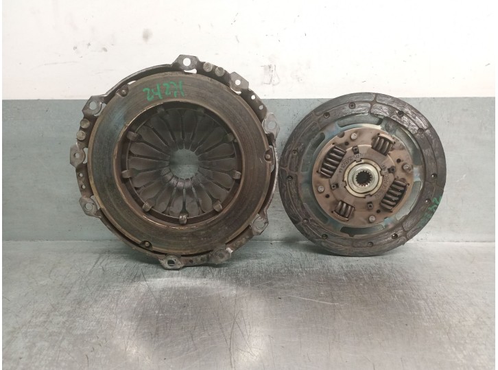 Replacement clutch kit for Ford Fiesta (CBK) 1.4 TDCi CAT OEM IAM reference 1575332 1575332 VALEO