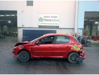 peugeot 206 berlina del año 2004