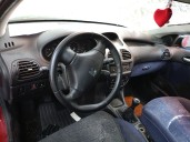 peugeot 206 berlina del año 2004