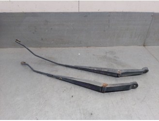 Recambio de brazo limpia delantero derecho para chevrolet kalos 1.2 cat referencia OEM IAM 96442977 96543068 