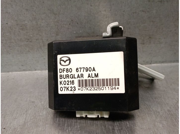 Recambio de modulo electronico para mazda 2 lim. (de) 1.5 16v cat referencia OEM IAM DF8067790A DF8067790A 