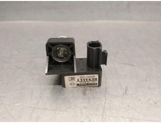 Recambio de sensor impacto para renault megane ii classic berlina confort dynamique referencia OEM IAM 8200411025  601298200 AUT