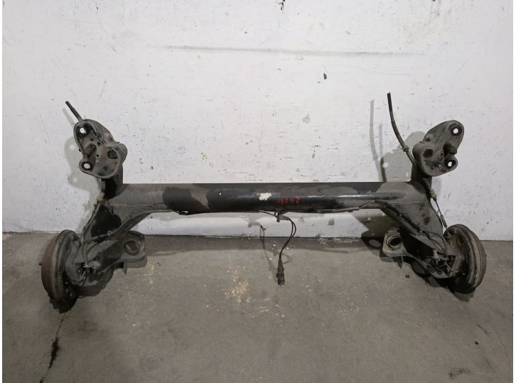 Recambio de puente trasero para ford fiesta (cbk) 1.4 tdci cat referencia OEM IAM 1437437 1437437 