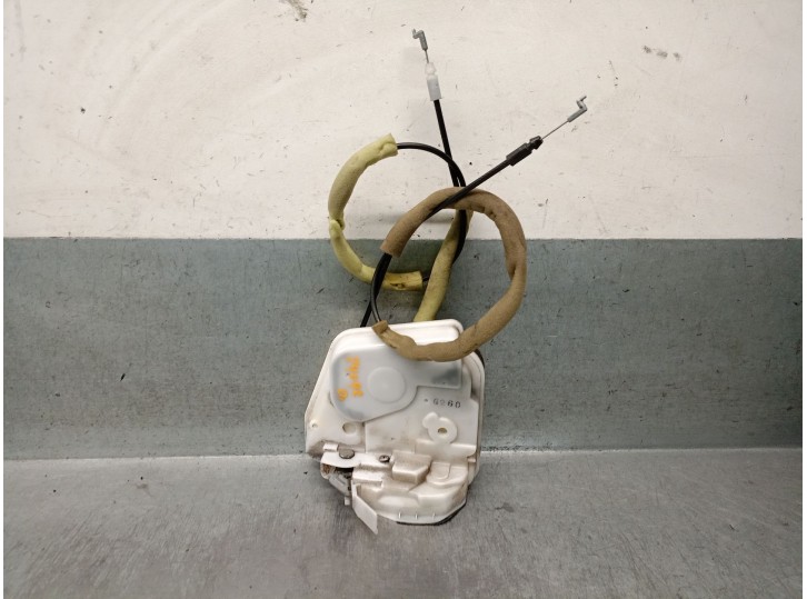 Recambio de cerradura puerta delantera izquierda para mazda 2 lim. (de) 1.5 16v cat referencia OEM IAM 7K28B0257 ZY 