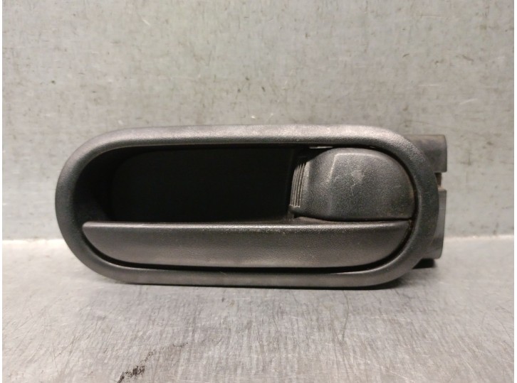 Recambio de maneta interior delantera derecha para mazda 2 lim. (de) 1.5 16v cat referencia OEM IAM ZY ZY 