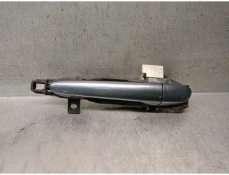Replacement left front exterior door handle for Mazda 2 Lim. (DE) 1.5 16V CAT OEM IAM reference ZY 