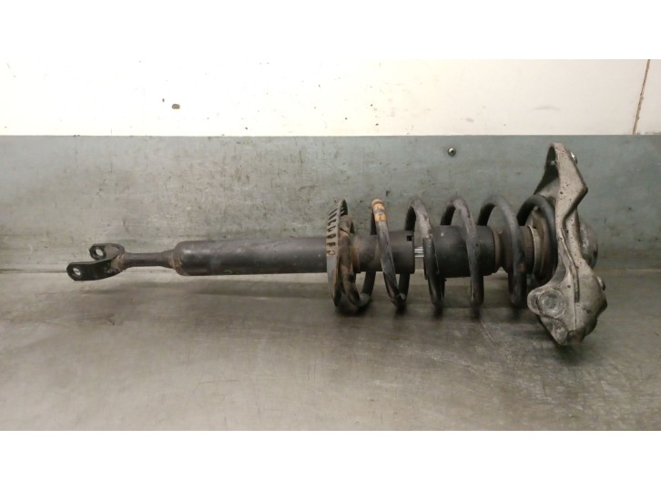 Recambio de amortiguador delantero izquierdo para audi a4 avant (b5) 1.9 tdi referencia OEM IAM 8D0413031BM 8D0413031BM 