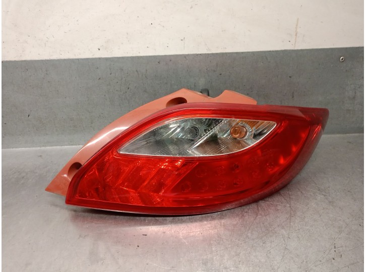 Recambio de piloto trasero derecho para mazda 2 lim. (de) 1.5 16v cat referencia OEM IAM ZY ZY 