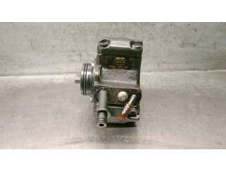 Recambio de bomba inyeccion para mercedes-benz clase e (w210) berlina diesel 3.2 cdi cat referencia OEM IAM A6130700001 A6130700