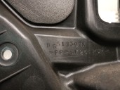 Recambio de elevalunas trasero izquierdo para mazda 2 lim. (de) 1.5 16v cat referencia OEM IAM D6517397XB D6517397 