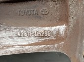 Recambio de llanta para toyota avensis wagon (t25) 2.2 d-cat referencia OEM IAM 4261105290 R177JJX17CHET45 