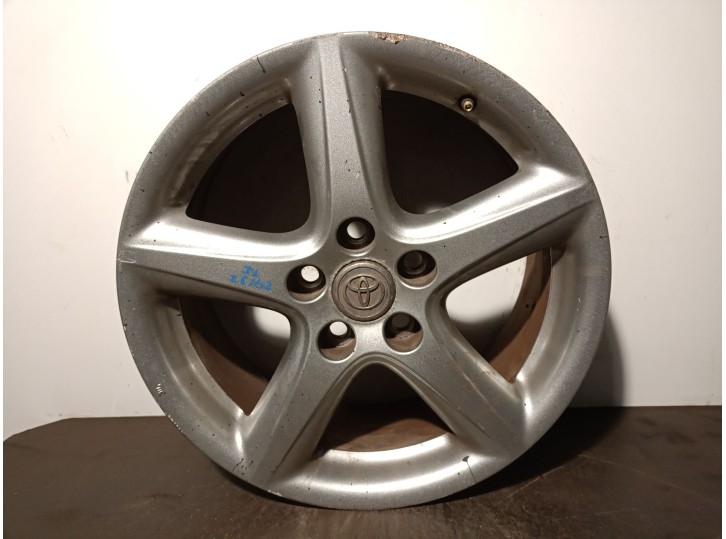 Recambio de llanta para toyota avensis wagon (t25) 2.2 d-cat referencia OEM IAM 4261105290 R177JJX17CHET45 