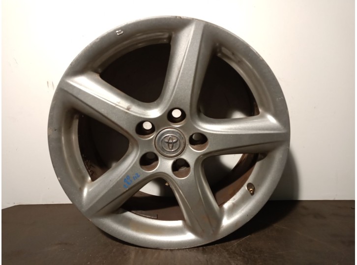 Recambio de llanta para toyota avensis wagon (t25) 2.2 d-cat referencia OEM IAM 4261105290 R177JJX17CHET45 