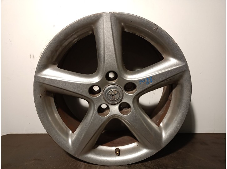 Recambio de llanta para toyota avensis wagon (t25) 2.2 d-cat referencia OEM IAM 4261105290 R177JJX17CHET45 