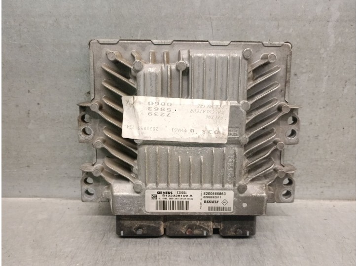 Recambio de caja reles / fusibles para renault scenic ii dci diesel referencia OEM IAM 8200606826  S118400150C SIEMENS